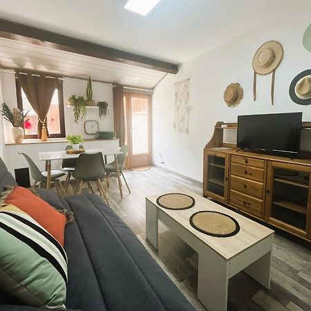 Au Pied Des Remparts 10 Rue Saint Jean Apartment Villefranche-de-Conflent Exterior foto