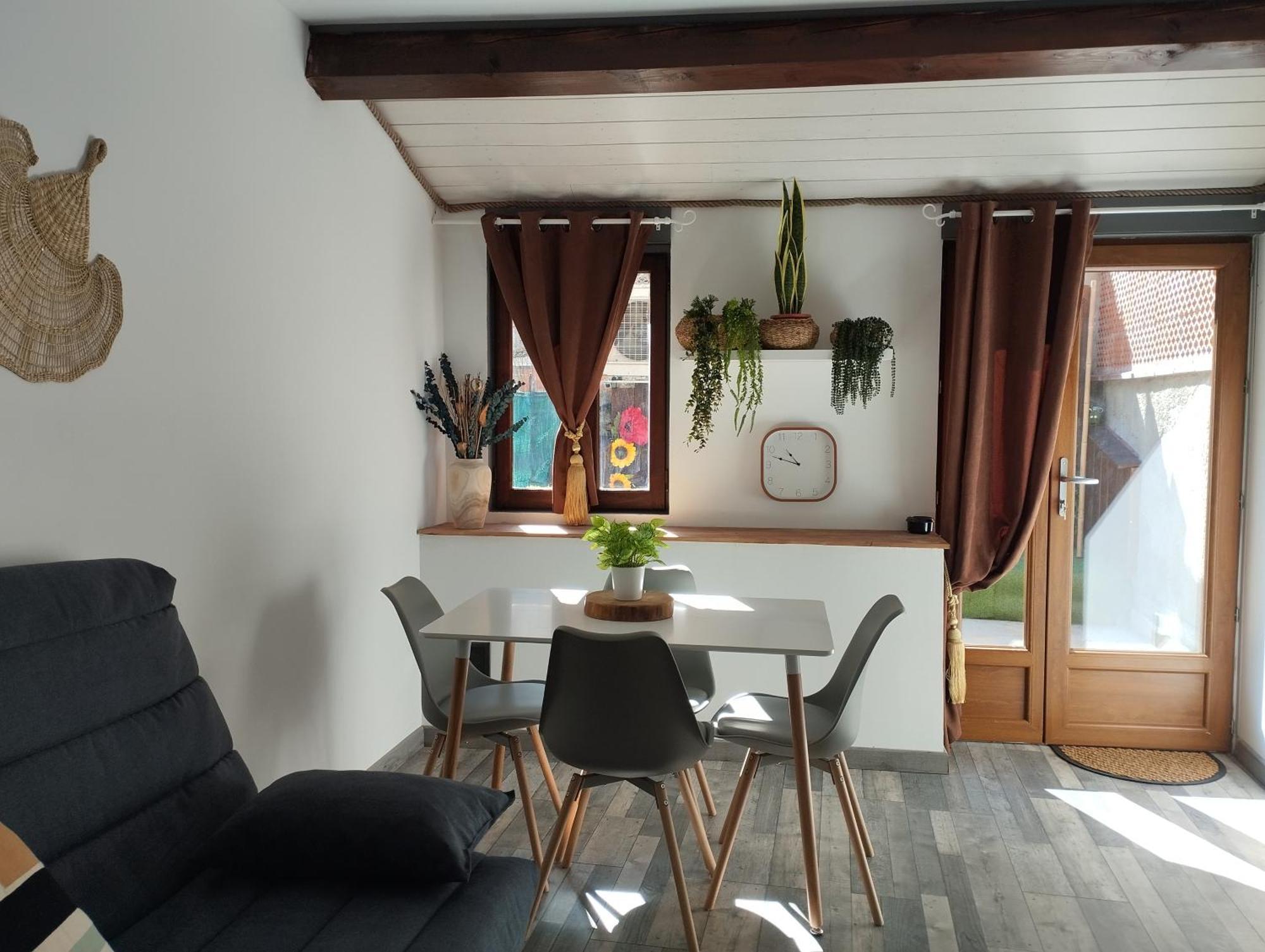 Au Pied Des Remparts 10 Rue Saint Jean Apartment Villefranche-de-Conflent Exterior foto